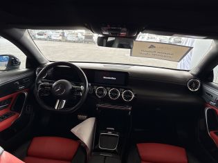 INTERIOR_ROOF