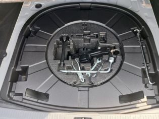SPARE_TYRE