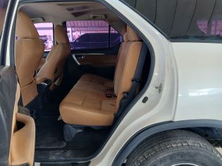 REAR_SEATS